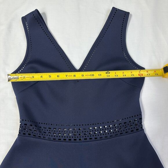 Guess Women’s Navy Blue V-Neckline Cutout-Trim Sleeveless Fit & Flare Dress Sz 8 - Picture 8 of 9